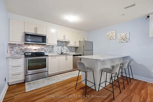 Additional image 25 of 6 LACHINE Crt