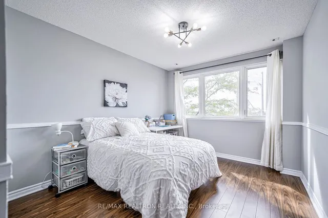 Additional image 21 of 117 Omni Dr Unit Th26