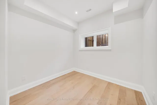 Additional image 32 of 422 Hounslow Ave