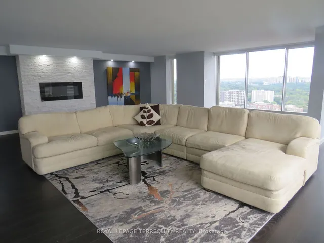 Additional image 2 of 2045 Lakeshore Blvd Unit 3305