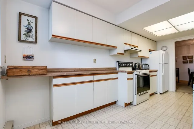 Additional image 15 of 40 Richview Rd Unit 802