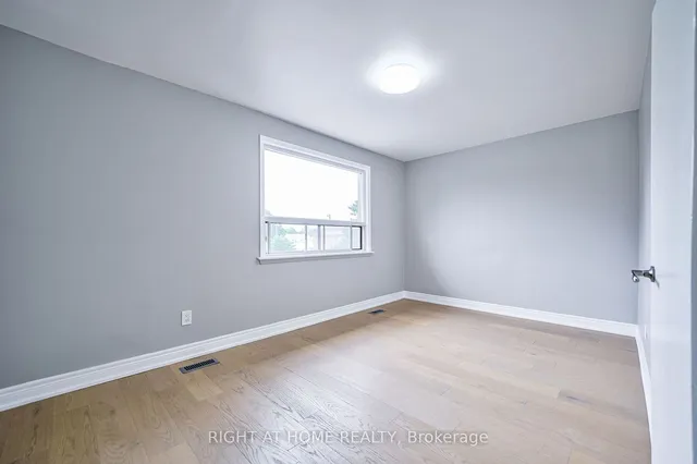 Additional image 20 of 3 Moira Ave