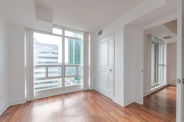 Additional image 17 of 31 Bales Ave Unit 2103