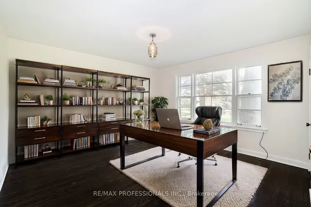 Additional image 15 of 52 Valecrest Dr