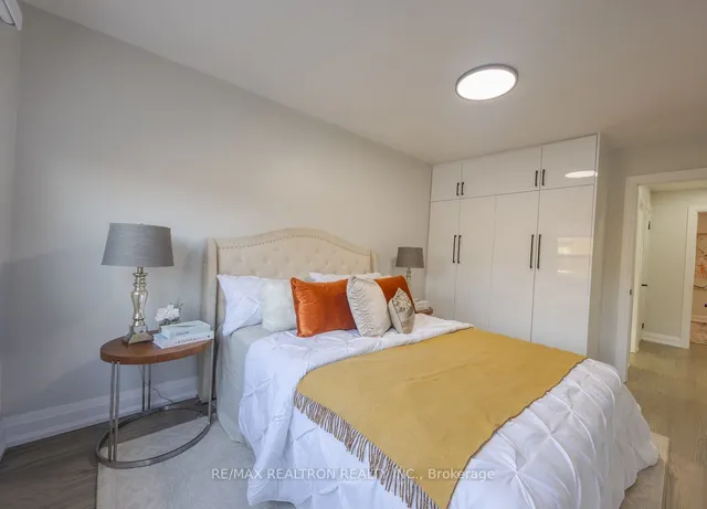 Additional image 23 of 376 Northcliffe Blvd