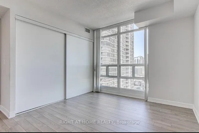 Additional image 6 of 35 Bales Ave Unit 2105