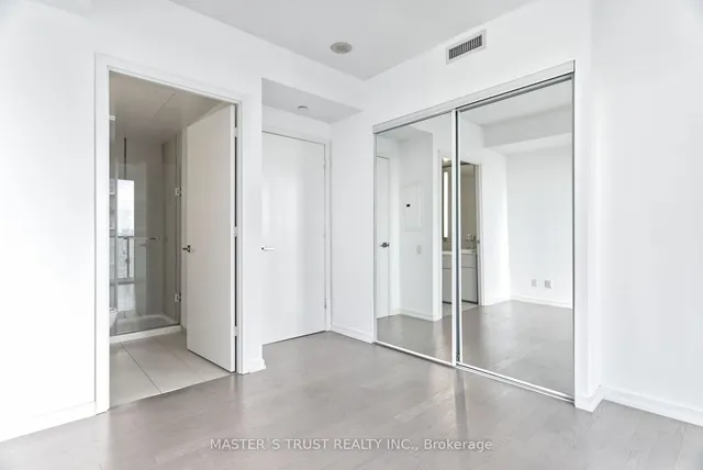 Additional image 12 of 101 Peter St Unit 2511