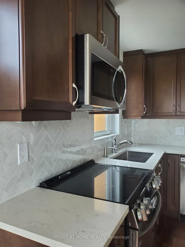 Additional image 6 of 2789 Eglinton Avenue East Ave Unit 423