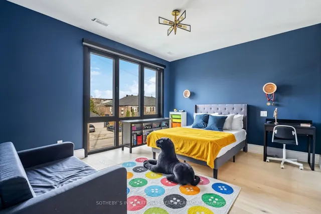 Additional image 21 of 159 Cortleigh Blvd