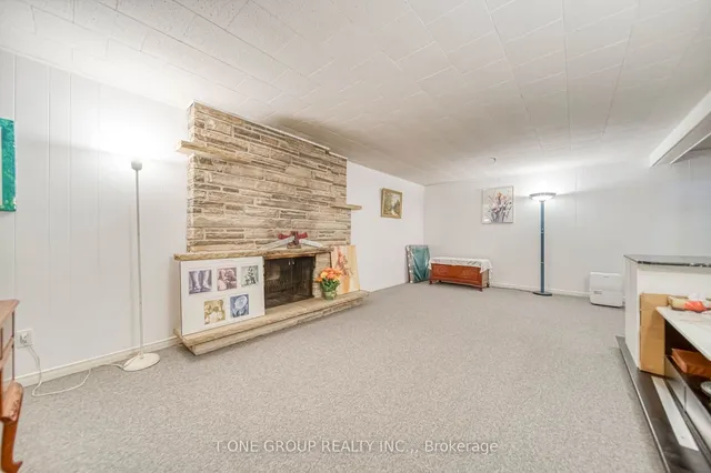 Additional image 28 of 20 Zircon Crt