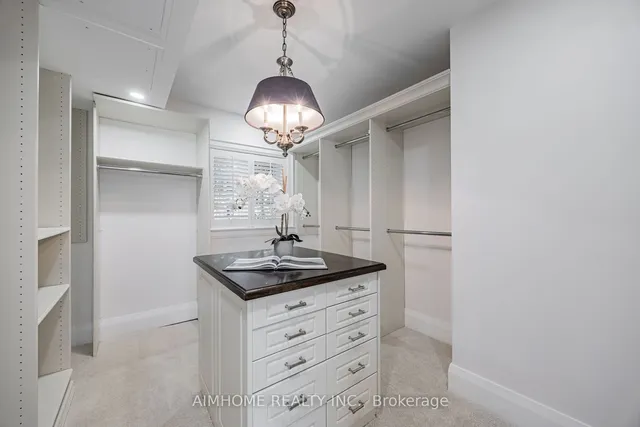 Additional image 20 of 29 Rosedale Heights Dr