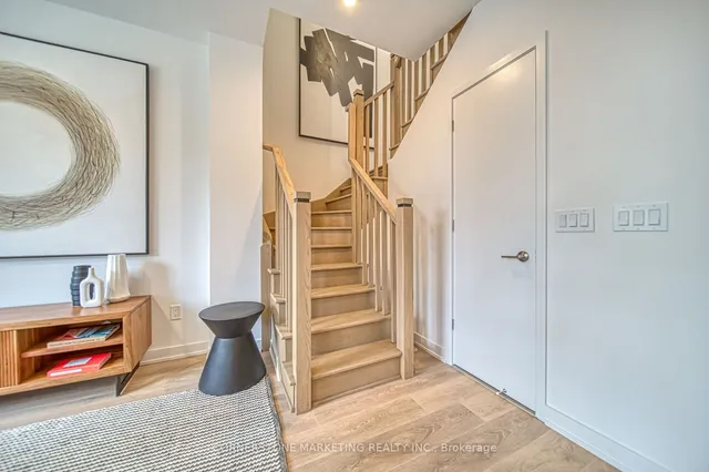 Additional image 16 of 8 Tippett Rd Unit 102