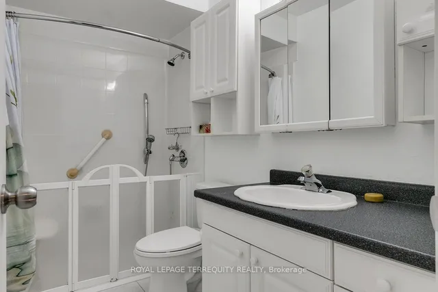 Additional image 19 of 705 Burnhamthorpe Rd Unit 77