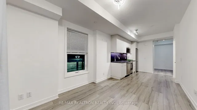 Additional image 13 of 260 Finch Ave Unit TH 1