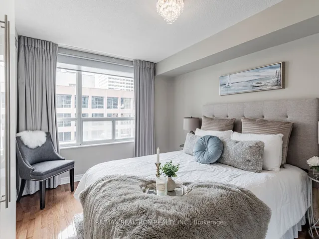 Additional image 11 of 43 Eglinton Ave Unit 1011