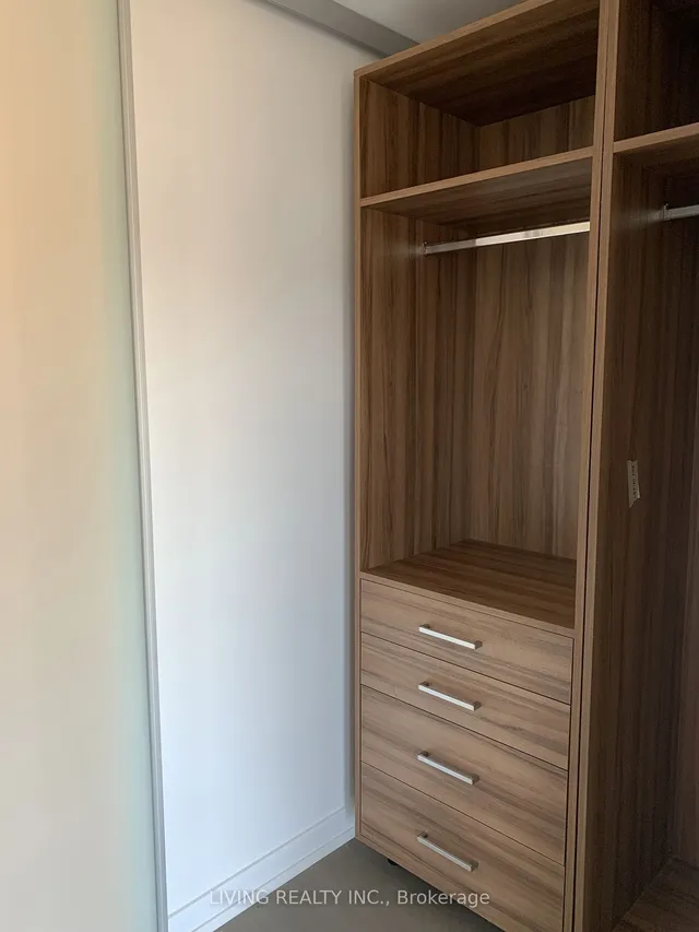 Additional image 6 of 488 University Ave Unit 3911