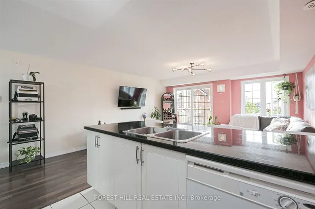 Additional image 10 of 141 Isaac Devins Blvd Unit 6