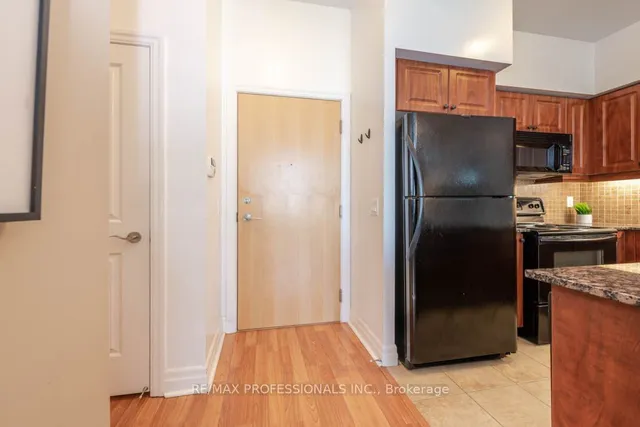 Additional image 5 of 58 Marine Parade Dr Unit 432