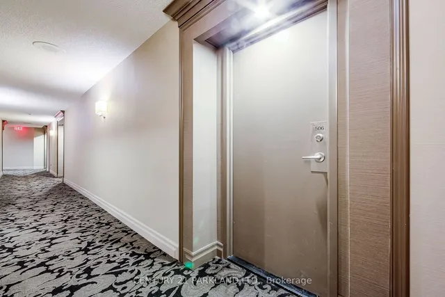 Additional image 21 of 942 Yonge St Unit 506