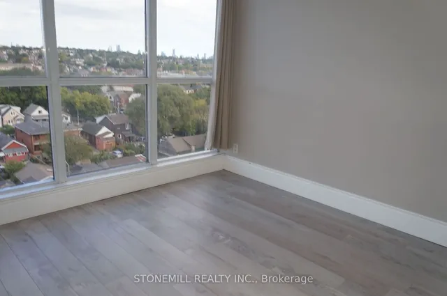 Additional image 8 of 1600 KEELE St Unit 814