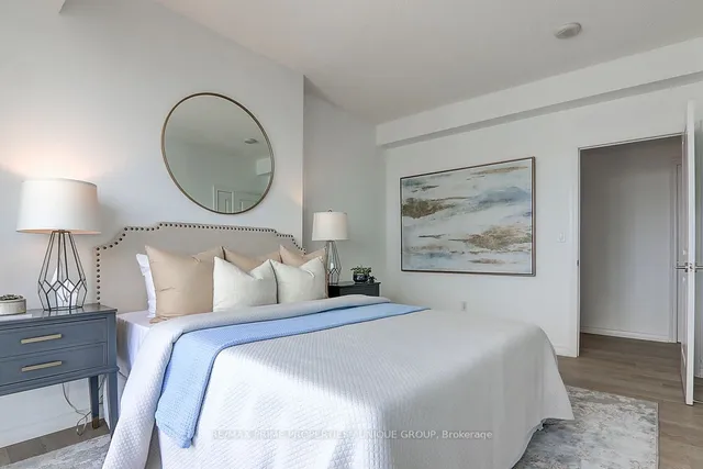 Additional image 23 of 386 Yonge St Unit 5202