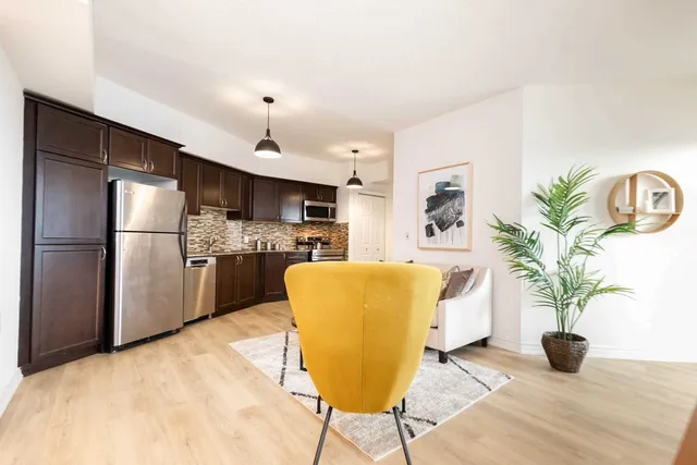 Additional image 10 of 11 Christie St Unit 507