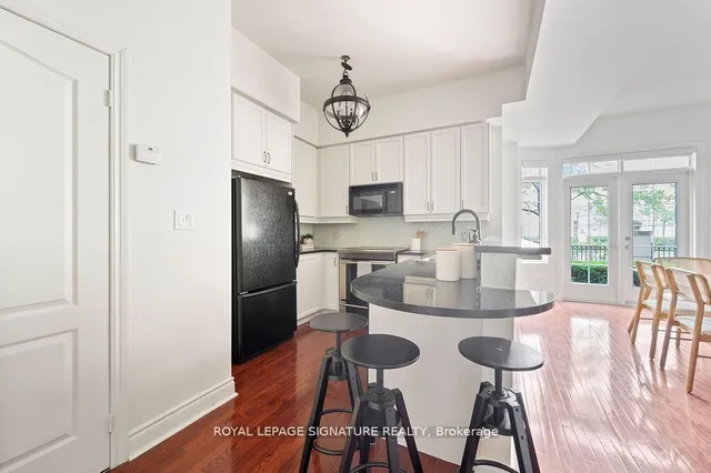 Additional image 9 of 1 Rean Dr Unit TH9