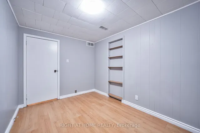 Additional image 34 of 3 Moira Ave