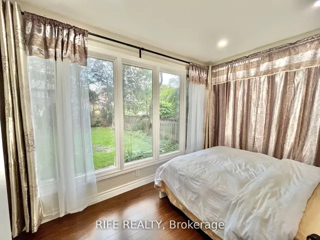 Additional image 22 of 298 Empress Ave