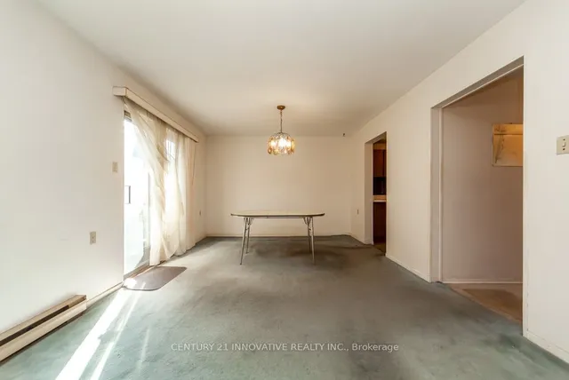 Additional image 15 of 5 Wiggens Crt