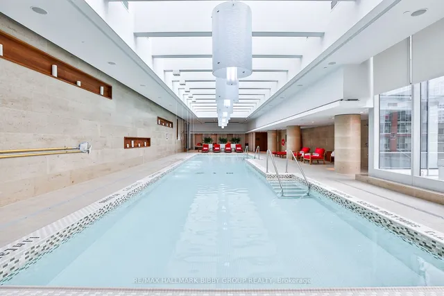 Additional image 35 of 180 University Ave Unit 4707