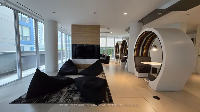 Additional image 20 of 68 Shuter St Unit 909