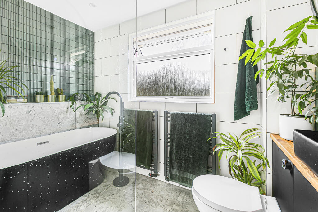 Additional image 7 of Watling View, St. Albans, Hertfordshire, AL1