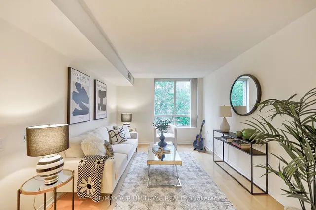 Additional image 22 of 35 Finch Ave Unit 202