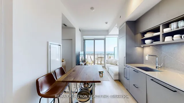 Additional image 3 of 135 East Liberty St Unit 1512