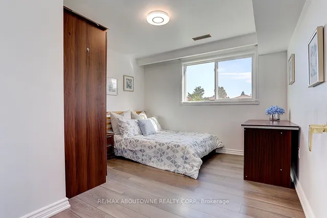 Additional image 24 of 31 Lambeth Sq