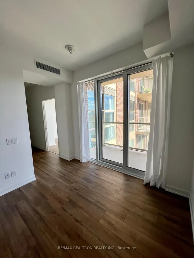 Additional image 6 of 1787 St Clair Ave Unit 604