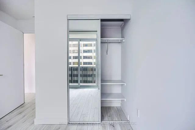 Additional image 25 of 8 Eglinton Ave Unit 2705