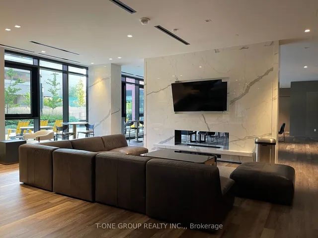 Additional image 18 of 8 Tippett Rd Unit 215