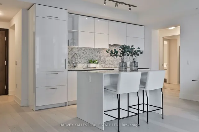 Additional image 4 of 1 Yorkville Ave Unit 4603