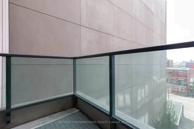 Additional image 23 of 81 Navy Wharf Crt Unit 2310