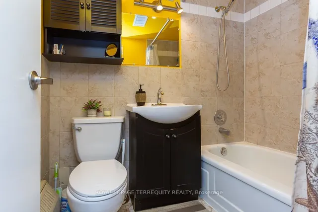 Additional image 21 of 785 Brown's Line Unit 7