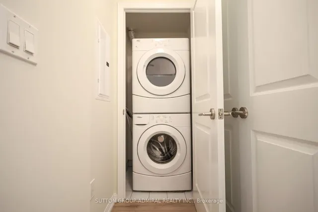 Additional image 12 of 75 East Liberty St Unit 1802