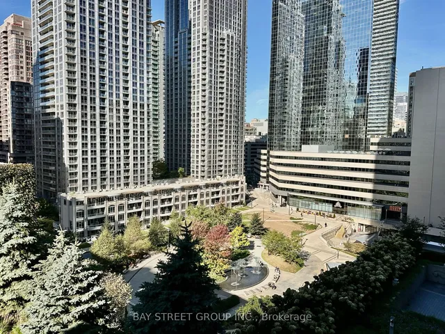 Additional image 18 of 386 Yonge St Unit 720