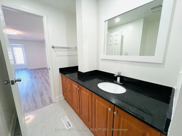 Additional image 21 of 93 Sandyhook Sq