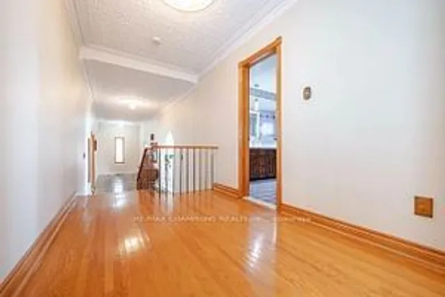 Additional image 5 of 10 Larchmere Ave