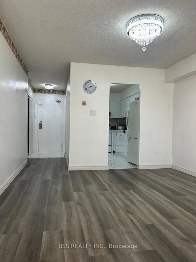 Additional image 9 of 3380 Eglinton Ave Unit 402