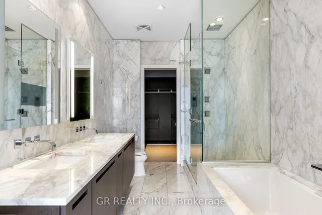 Additional image 15 of 180 University Ave Unit 5504