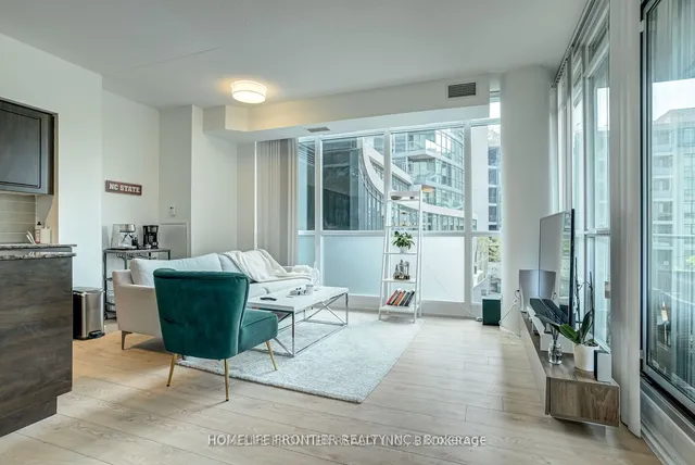 Additional image 8 of 209 Fort York Blvd Unit 383