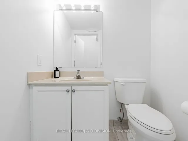 Additional image 15 of 954 King St Unit 326